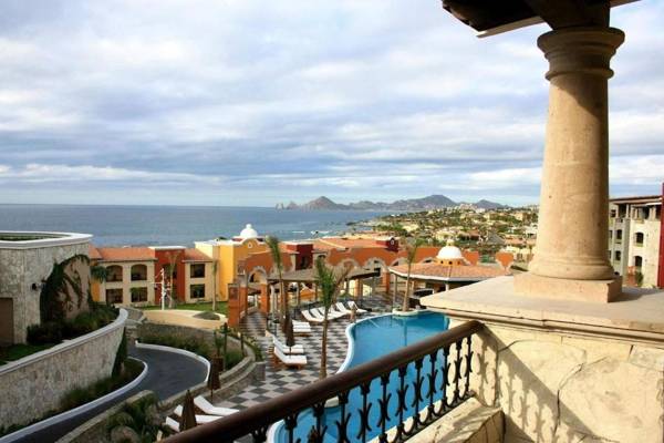 Beautiful Family Suite at Cabo San Lucas
