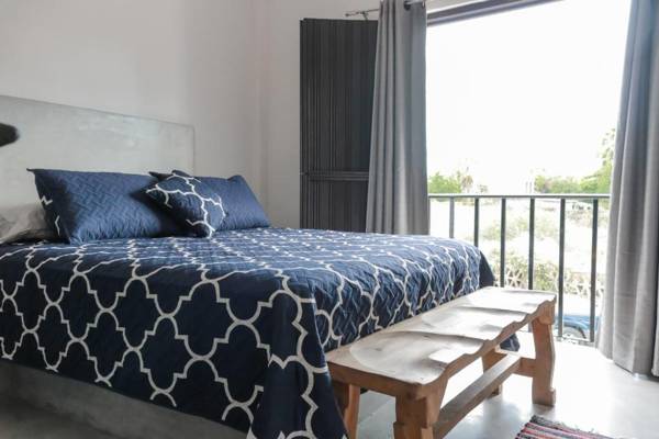 Gallo Azul Downtown Loft Style Apartment