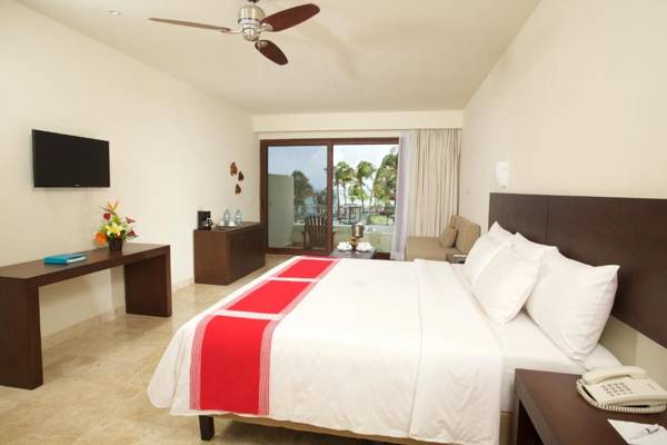 Akumal Bay Beach & Wellness Resort