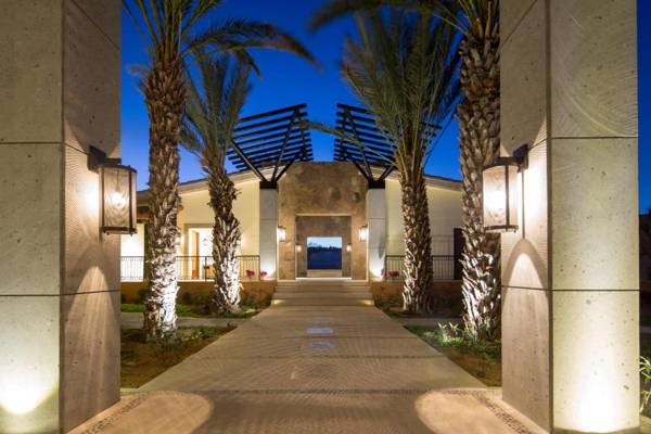 Quivira Los Cabos Condos and Homes -Vacation Rentals