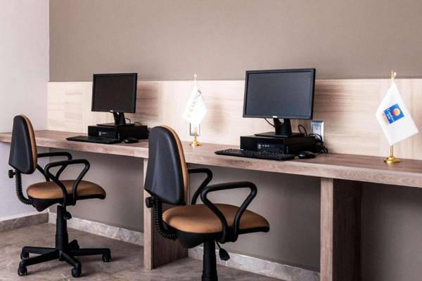 Workspace - Comfort Inn & Suites Los Cabos
