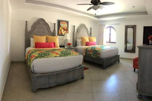 2BR Villa with Great View and Pool