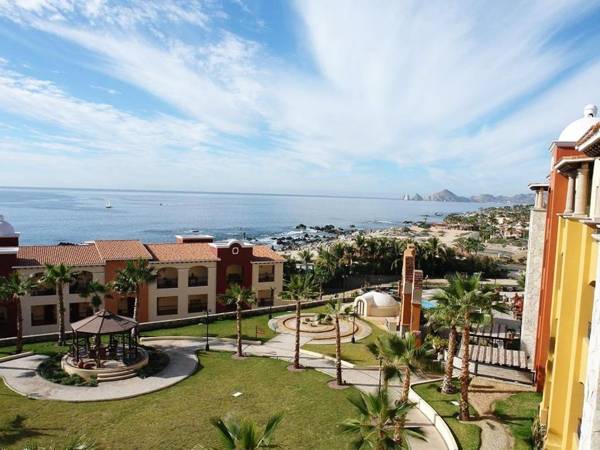 A Huge Family Suite at Cabo San Lucas