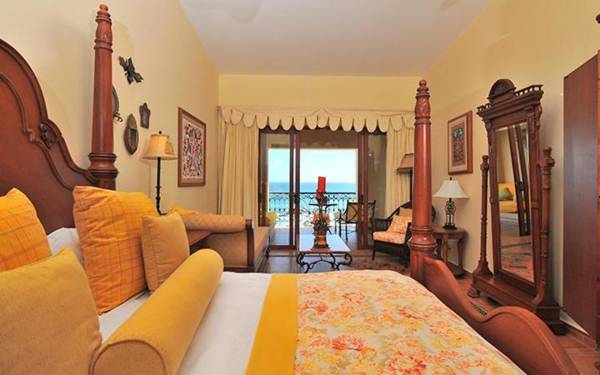 Three Luxury 1BR with Great View in Cabo