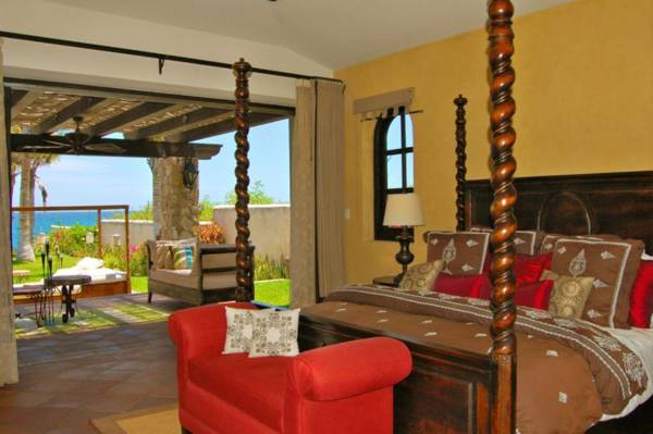 Villa Estero Flawless Oasis Steps from Sea of Cortez Sleeps 10