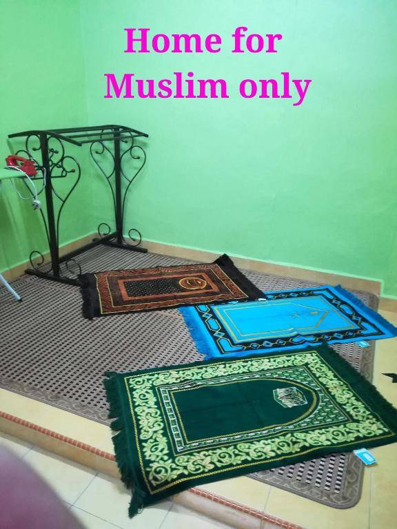 Arie's Homestay