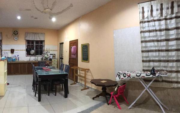 Homestay HanaHani (Muslim Friendly)