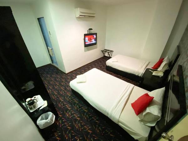 BlueBell Hotel