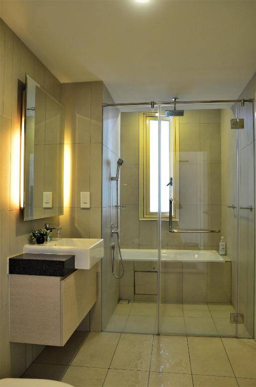 Holi Afiniti Themed Suites