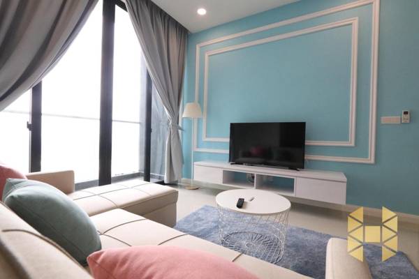 D pristine Family Suite By Holi