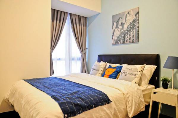 R&F Mall @ UHA 2BR 4pax Free WIFi near CS SgCIQ