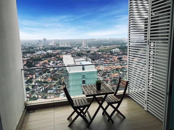KSL DESPLANADE Sky View 5 BY HOMESTAYJB