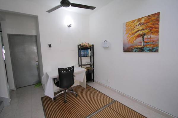 Workspace - Kz-COZY Homestay@D.Cemerlang