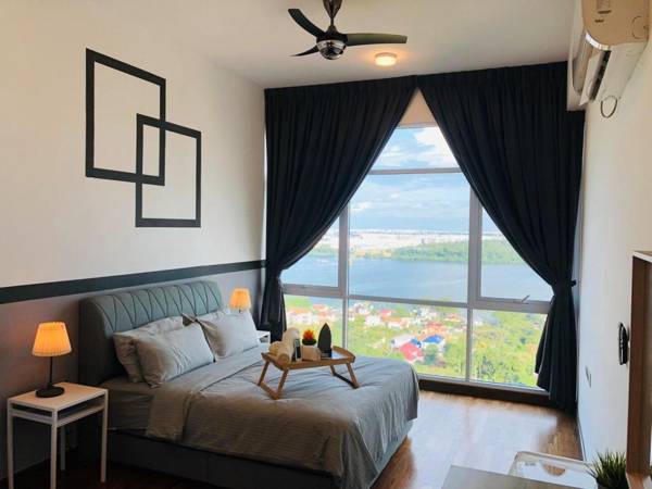 Paragon Suite Minimalist by HomestayJB.com 
