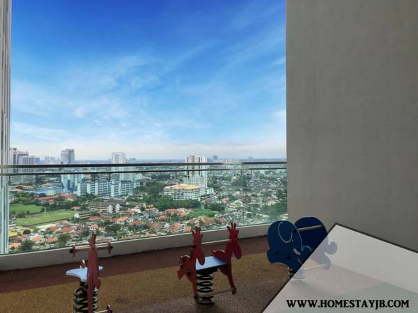 Paragon Suite Seaview Room by HomestayJB.com