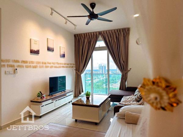 JettBros MujiRushi @Mount Austin Johor Bahru