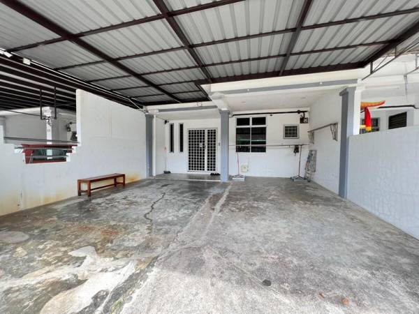 Jiaxin Homestay Tmn Puteri Wangsa-Ulu Tiram家馨民宿优景镇