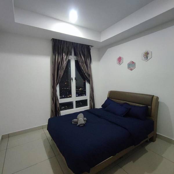 KSL City Mall 4 bedroom (Private Lift) High Floor