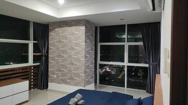 KSL City Mall 4 bedroom (Private Lift) High Floor