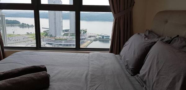 SkyView Teega at Puteri Harbour