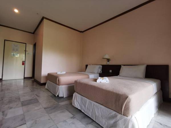 OYO 89972 Borneo Paradise Beach Hotel