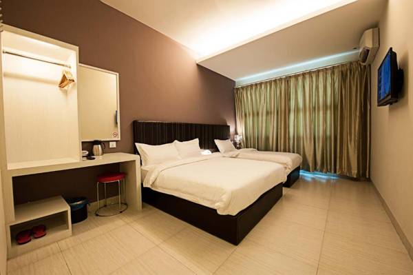 Seven Hotel