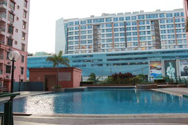 Marina Residence Suites @ Marina Court Resort Condominium