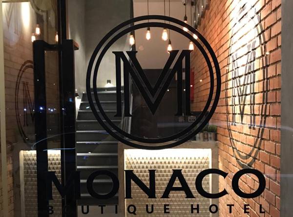 Monaco Boutique Hotel Kampung Air