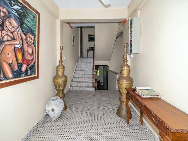 OYO 89932 Dd Homestay