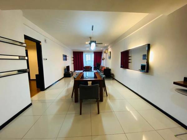 Spacious & affordable 3 Bedroom Premier Apartment 