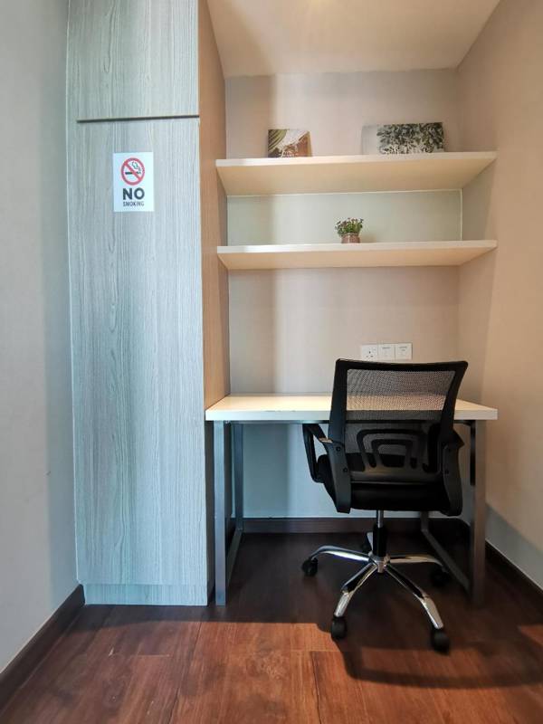 Workspace - BESIDE IMAGO @ SOHO PRIVATE ROOM 1BR 2-5PAX