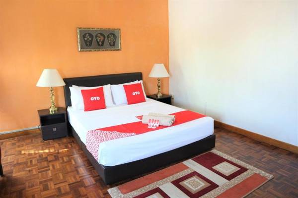 OYO Homes 90300 D'hitech Home