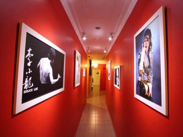 Hotel Station 18