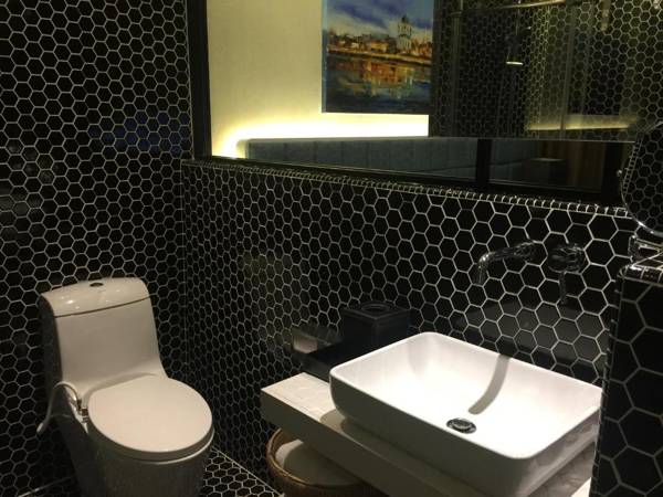 M Roof Hotel & Residences