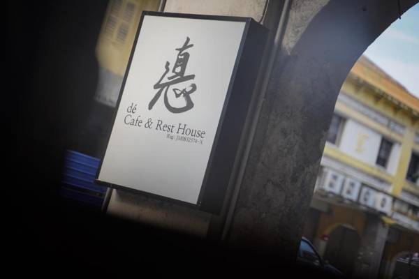Dé Cafe & Rest House