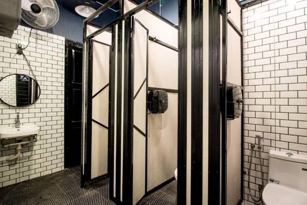 The Brownstone Hostel & Space