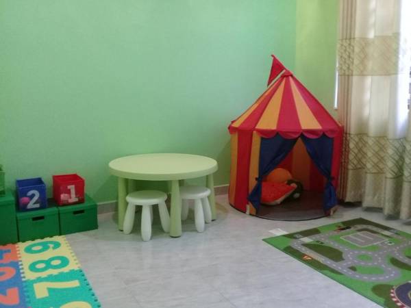 Mirza Homestay Marang