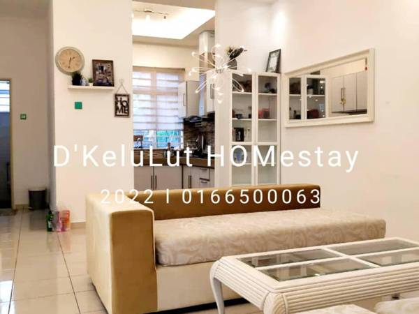 D'Kelulut Homestay 