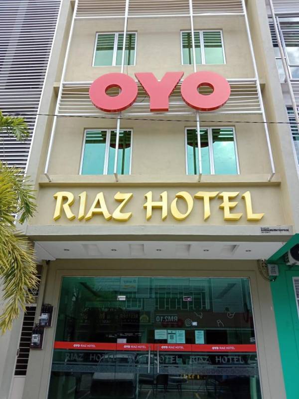 RIAZ HOTEL