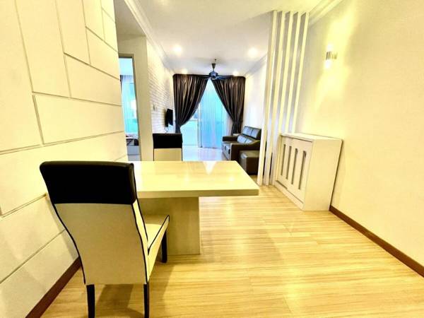 Cozy 2BR Unit (Pet Friendly) at Melaka City Centre