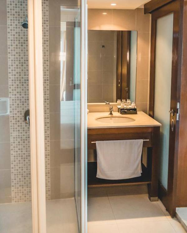 Avillion Admiral Cove