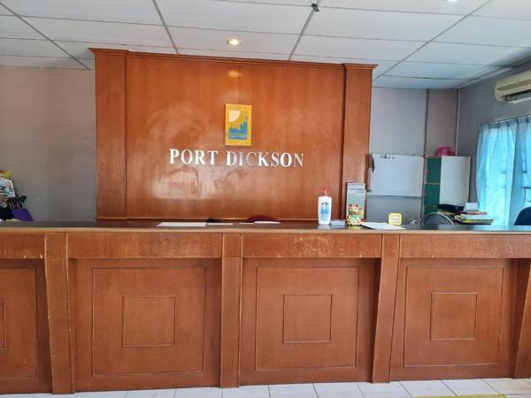 OYO Home 90398 Sunshine Bay Resort Port Dickson (private Condo)