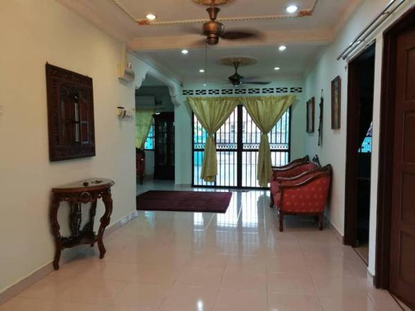 Teratak Port Dickson Homestay ( Muslim Only)