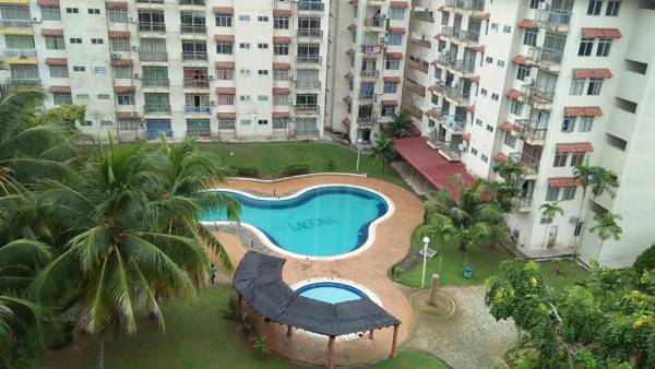 PD LAGUNA RESORT HOLIDAY