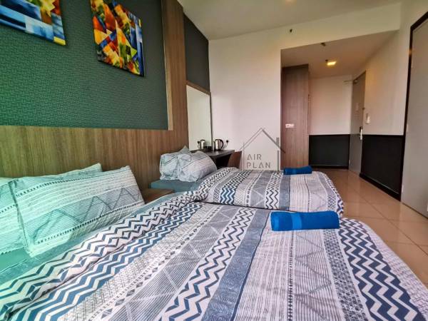 PD D'Wharf Seaview & Sunset Suite 3 (Up to 3 Pax)