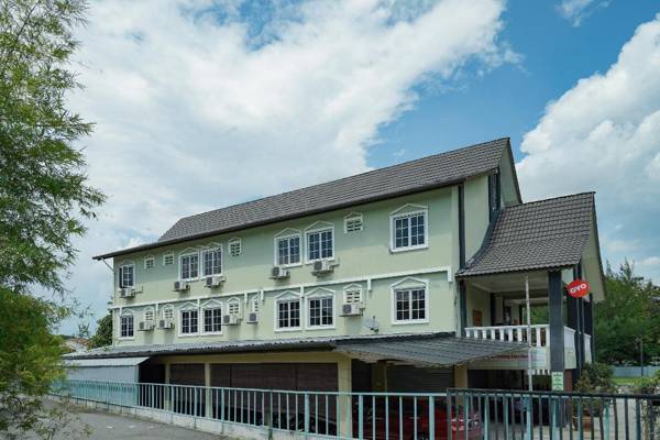 OYO 90009 Bangi Sri Minang GuestHouse