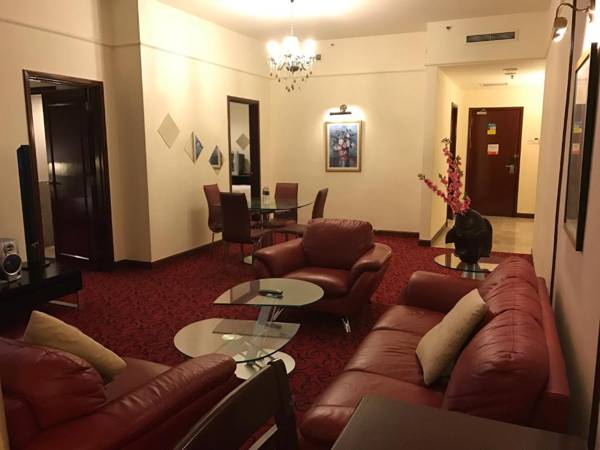 Queens Service Suites at Times Square KL