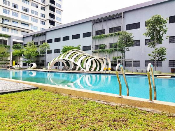 No.1 The Muji @ Puchong IOI MALL Skypod Residences