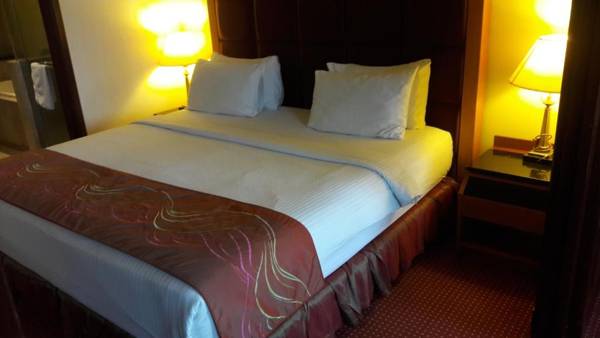 Premier Suites AT Times Square