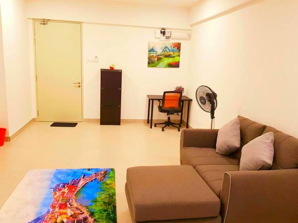 Flexus Studio Suite B